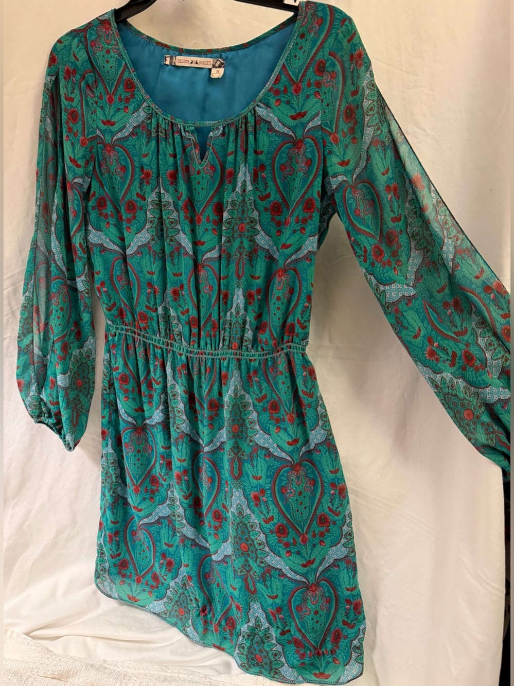 Chelsey & Violet pretty green split sleeve dress Size Small